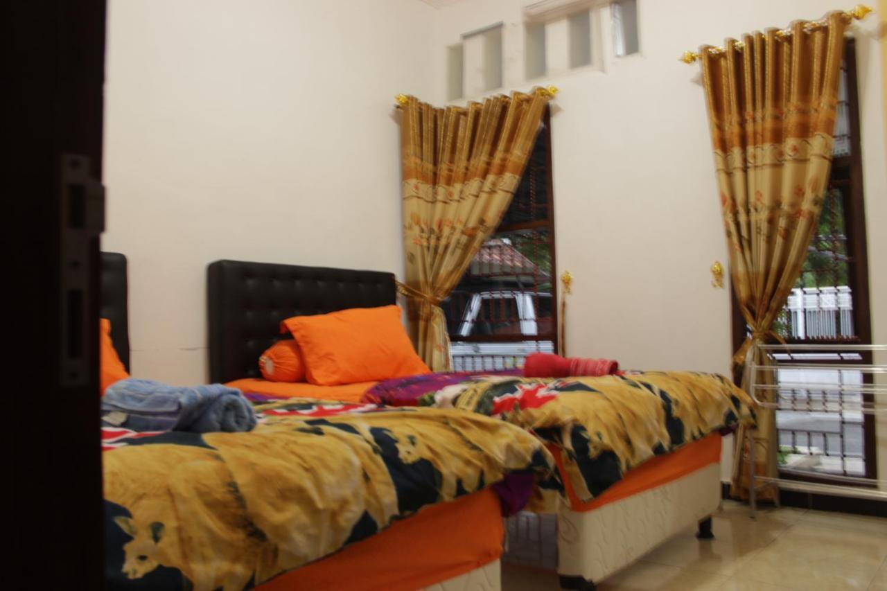 Dannu'S Homestay & Ijen, Bromo, Meru Betiri Sukomade Tours Banyuwangi  Exterior photo
